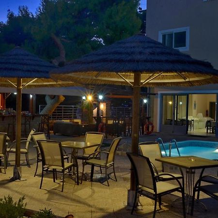 Hotel Magda Agia Marina  Luaran gambar