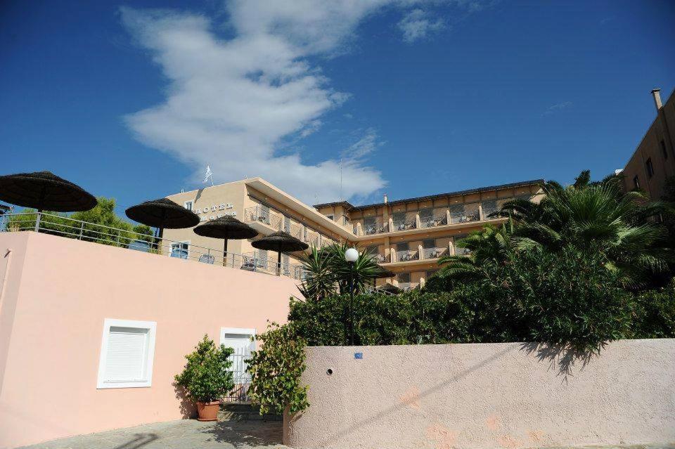 Hotel Magda Agia Marina  Luaran gambar