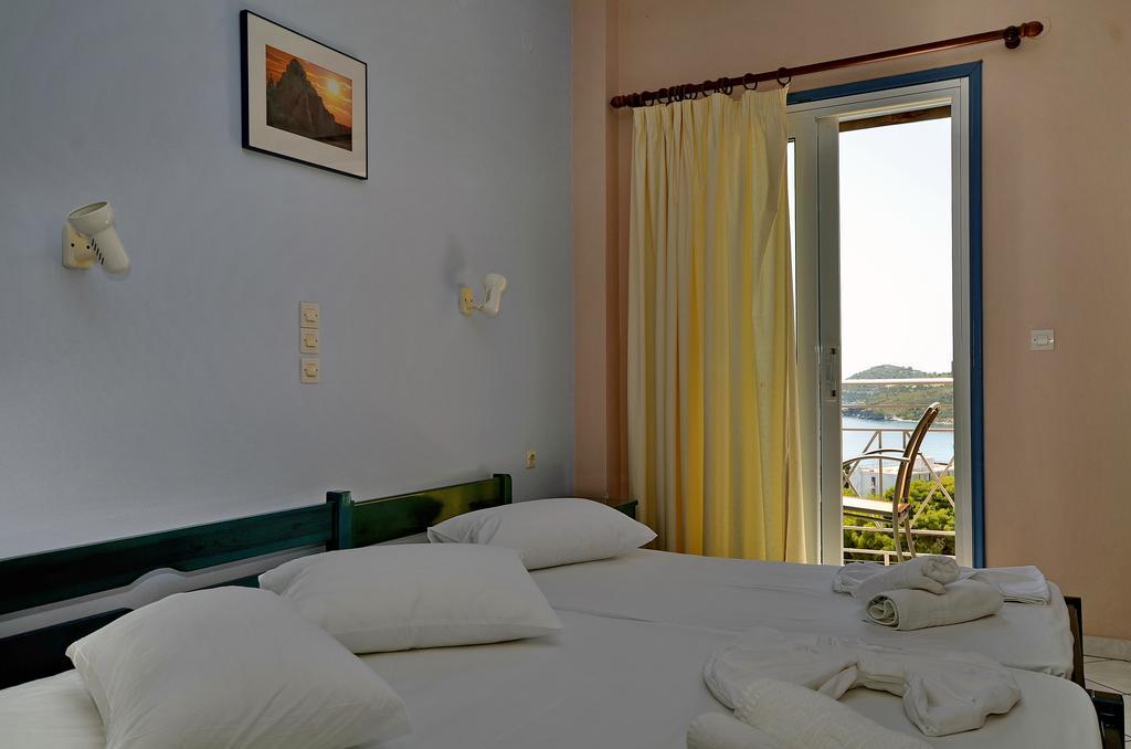 Hotel Magda Agia Marina  Luaran gambar