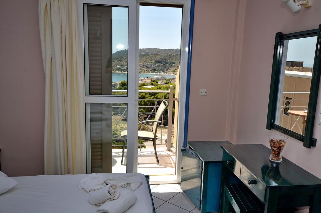 Hotel Magda Agia Marina  Luaran gambar